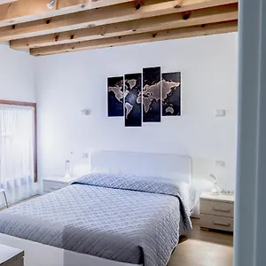 https://vicolo-j-da-ponte-bassano-centro-storico.hotelinveneto.com
